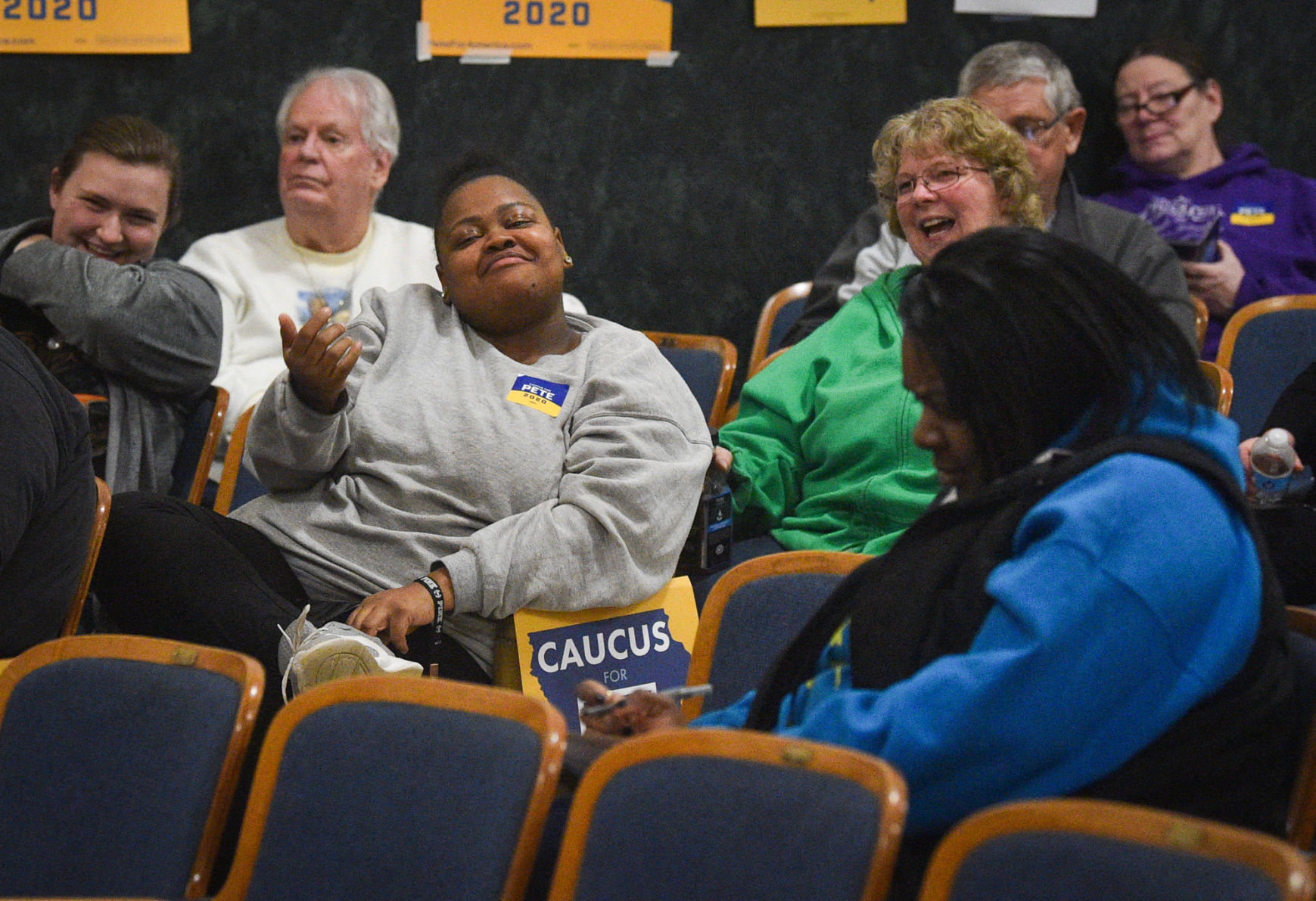 020420-ia-caucus-mm-005.jpg